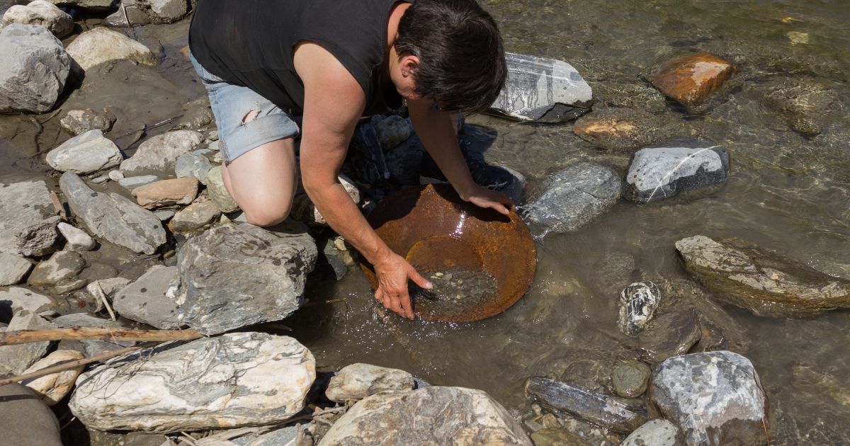 Aurul din râuri, oceane, corpul uman și plante – fapte uimitoare